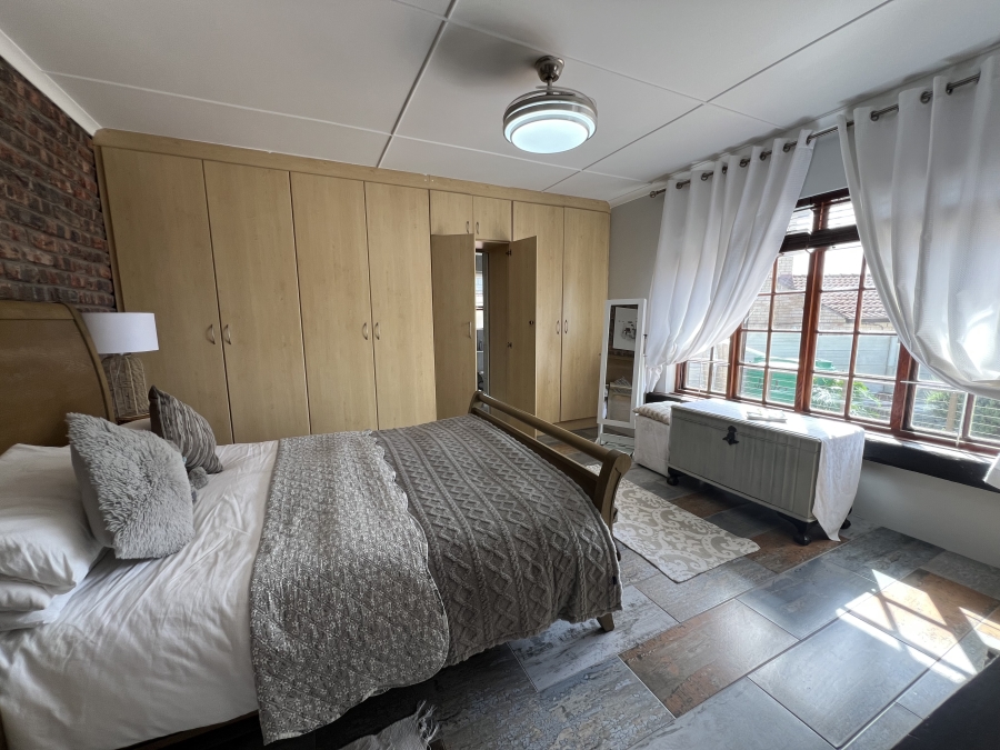 3 Bedroom Property for Sale in Wavecrest Eastern Cape